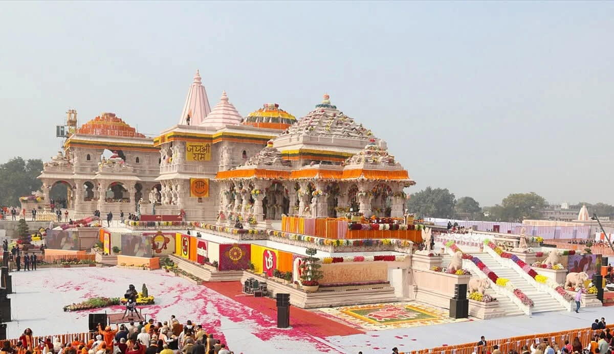 Varanasi to Ayodhya One Way & Round Trip Cab