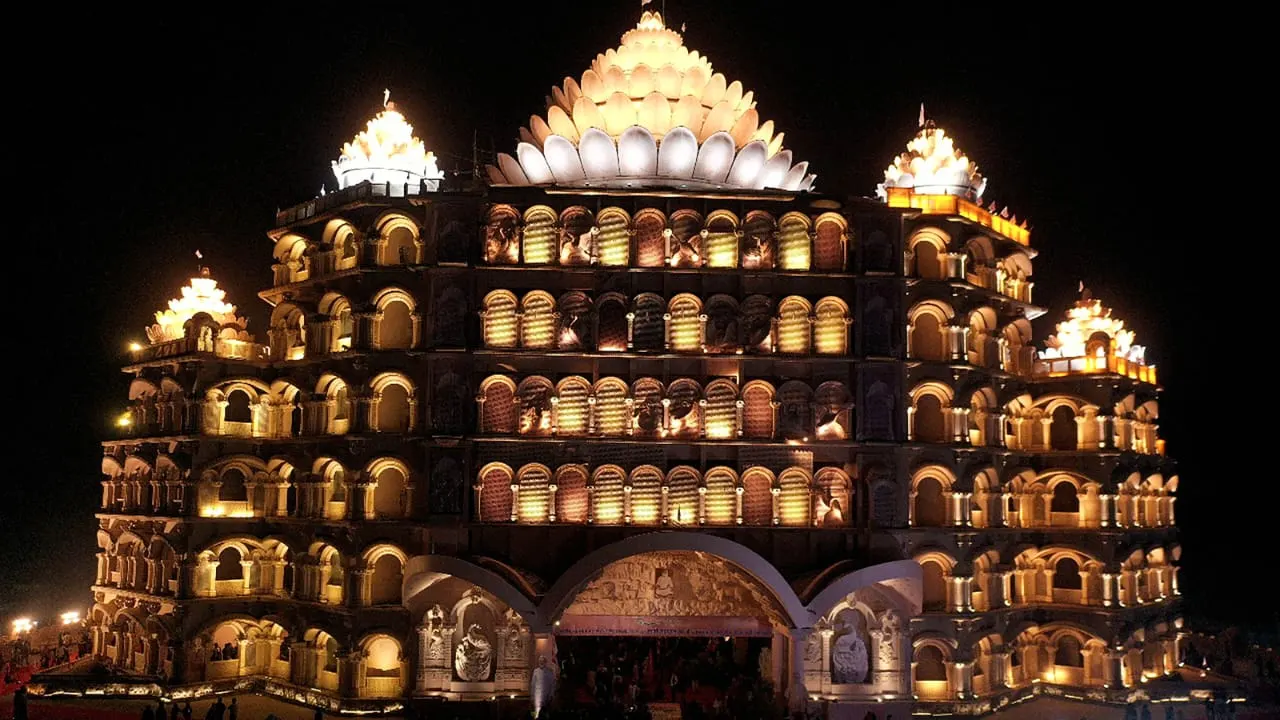 Swarved Mahamandir - Big Cab Varanasi